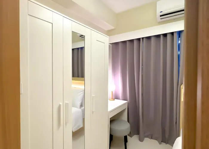 Modern Elegance At Red Residences L Wifi Netflix I Red Res 2514 Manila