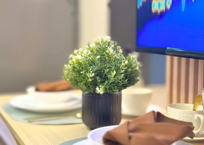 Modern Elegance At Red Residences L Wifi Netflix I Red Res 2514 Apartment Manila